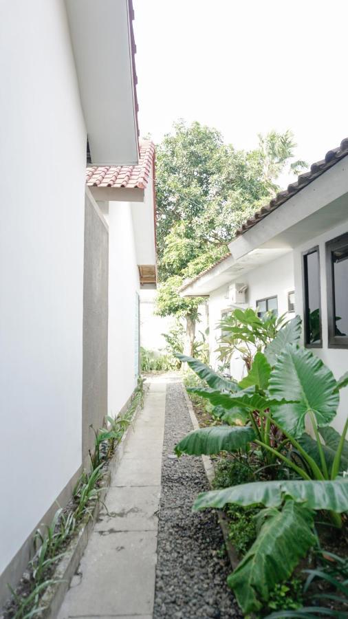 Villa Dende Lombok Tanjungkarang Экстерьер фото